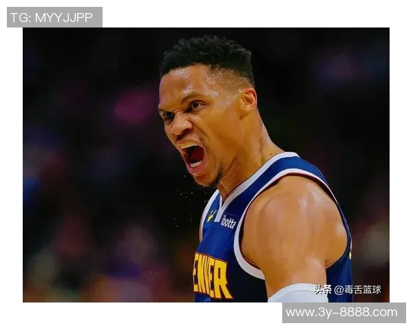 威少在1月12日NBA最佳球员评选中脱颖而出展现卓越表现