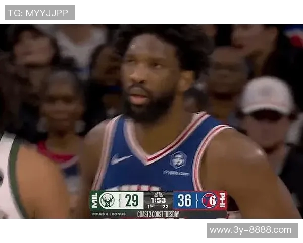 76人半场领先雄鹿恩比德表现出色特纳罗林斯助力球队奋战 76人半场领先雄鹿恩比德表现出色特纳罗林斯助力球队奋战