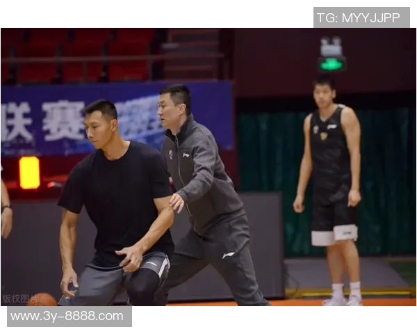 姚明在中国赛重聚老友期待与一哥探讨养老金话题